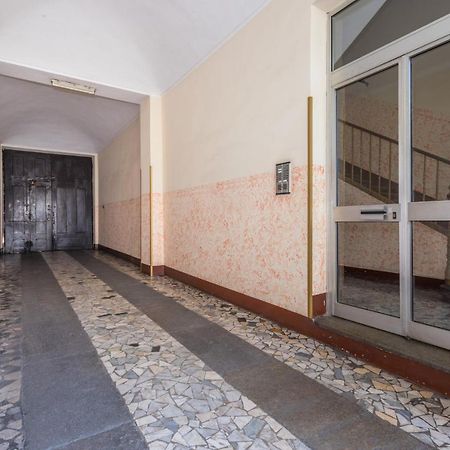 Appartamento In Piazza Adriano In Zona Cenisia Турин Екстер'єр фото